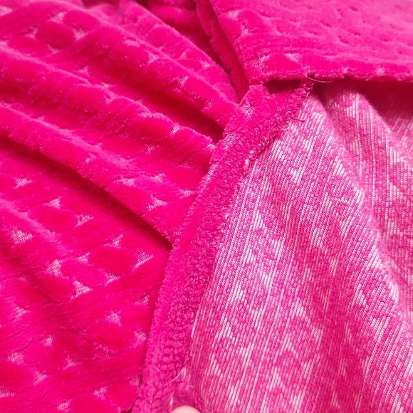 Pink Textured Velvety Robe Size M - Picture 7 of 7